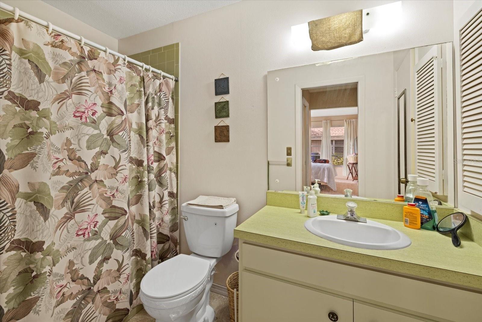 1343 Glendale Unit 216, Sarasota, FL 34232