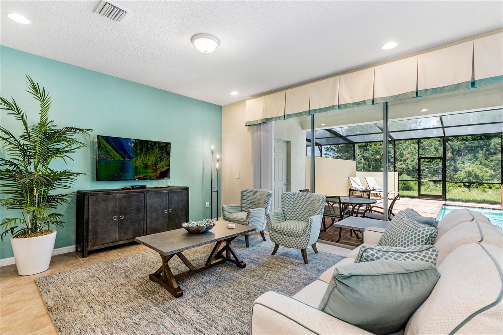 8887 Geneve, Kissimmee, FL 34747