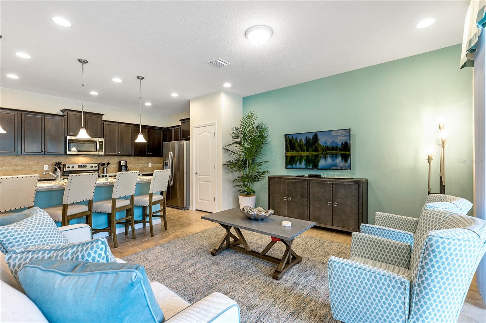 8887 Geneve, Kissimmee, FL 34747