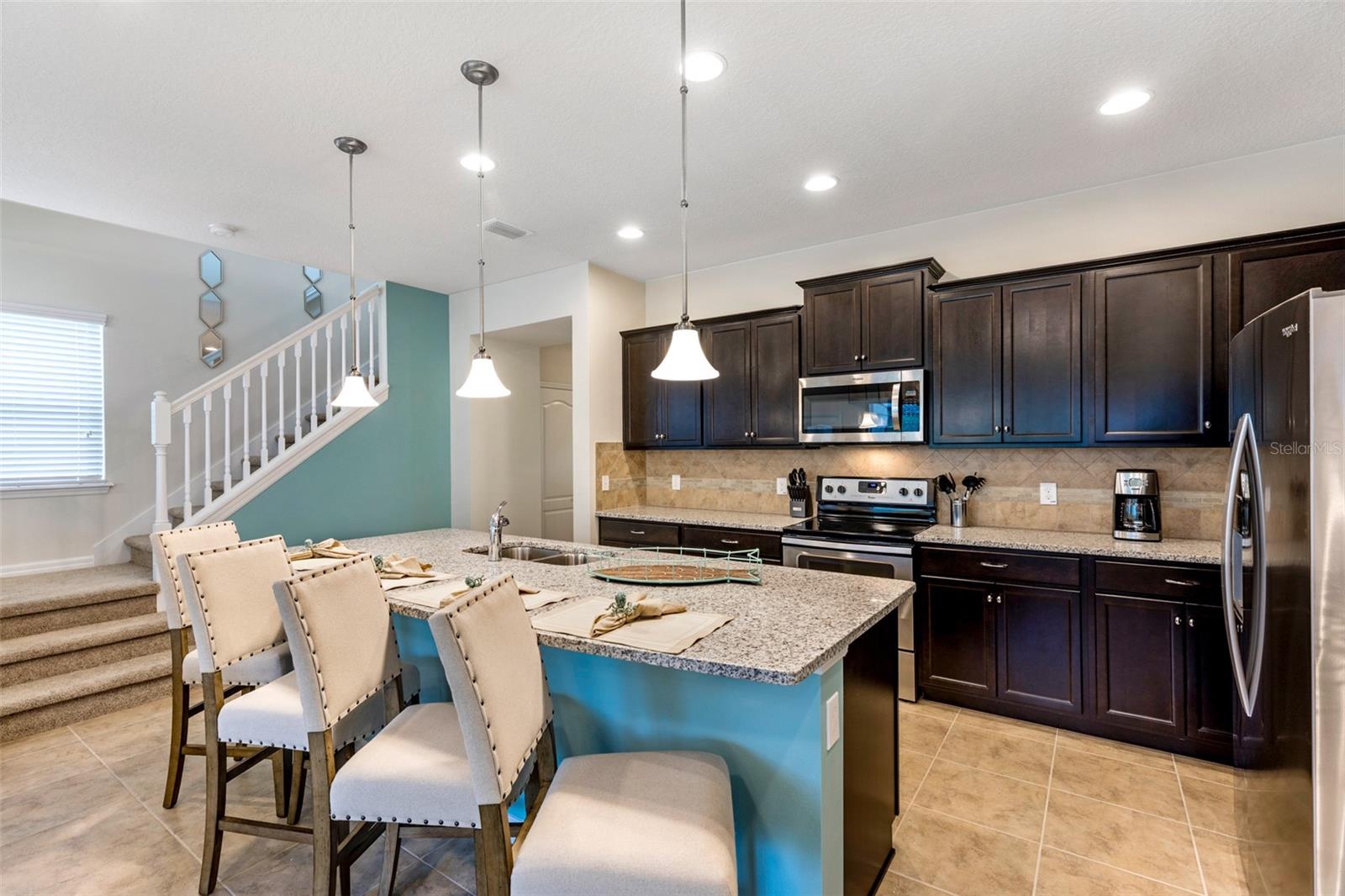 8887 Geneve, Kissimmee, FL 34747