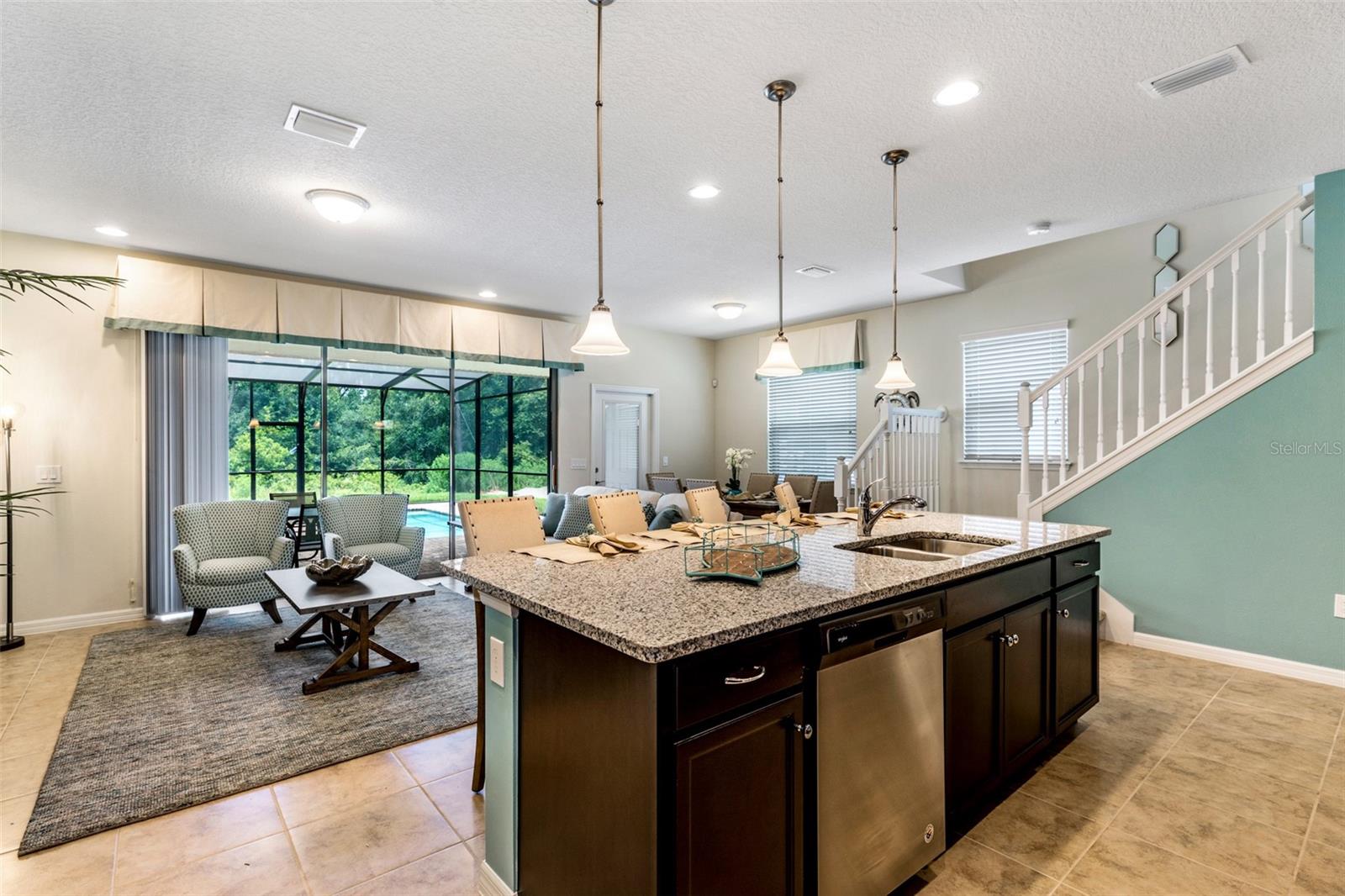 8887 Geneve, Kissimmee, FL 34747