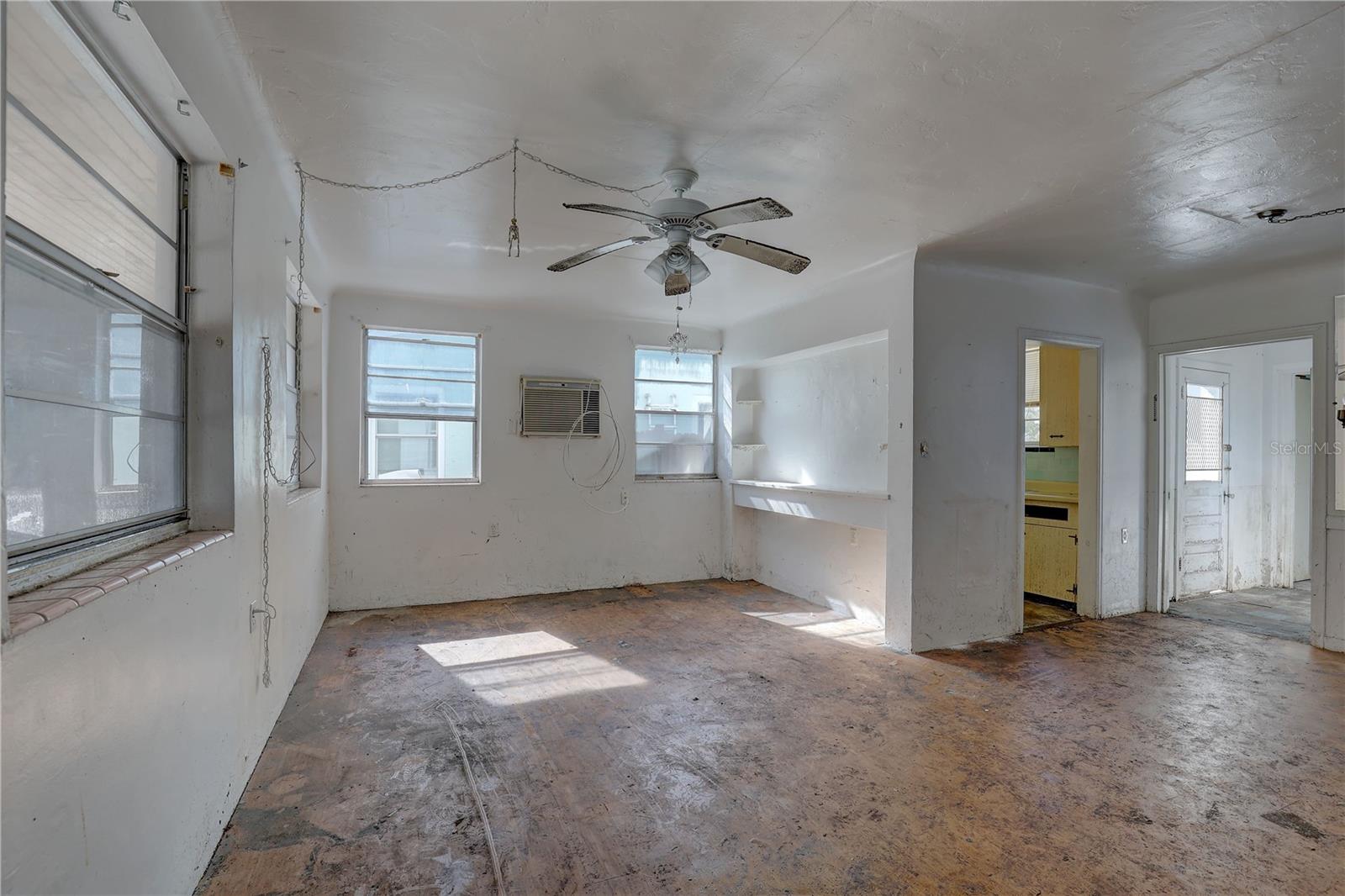 440 Bayshore, Madeira Beach, FL 33708