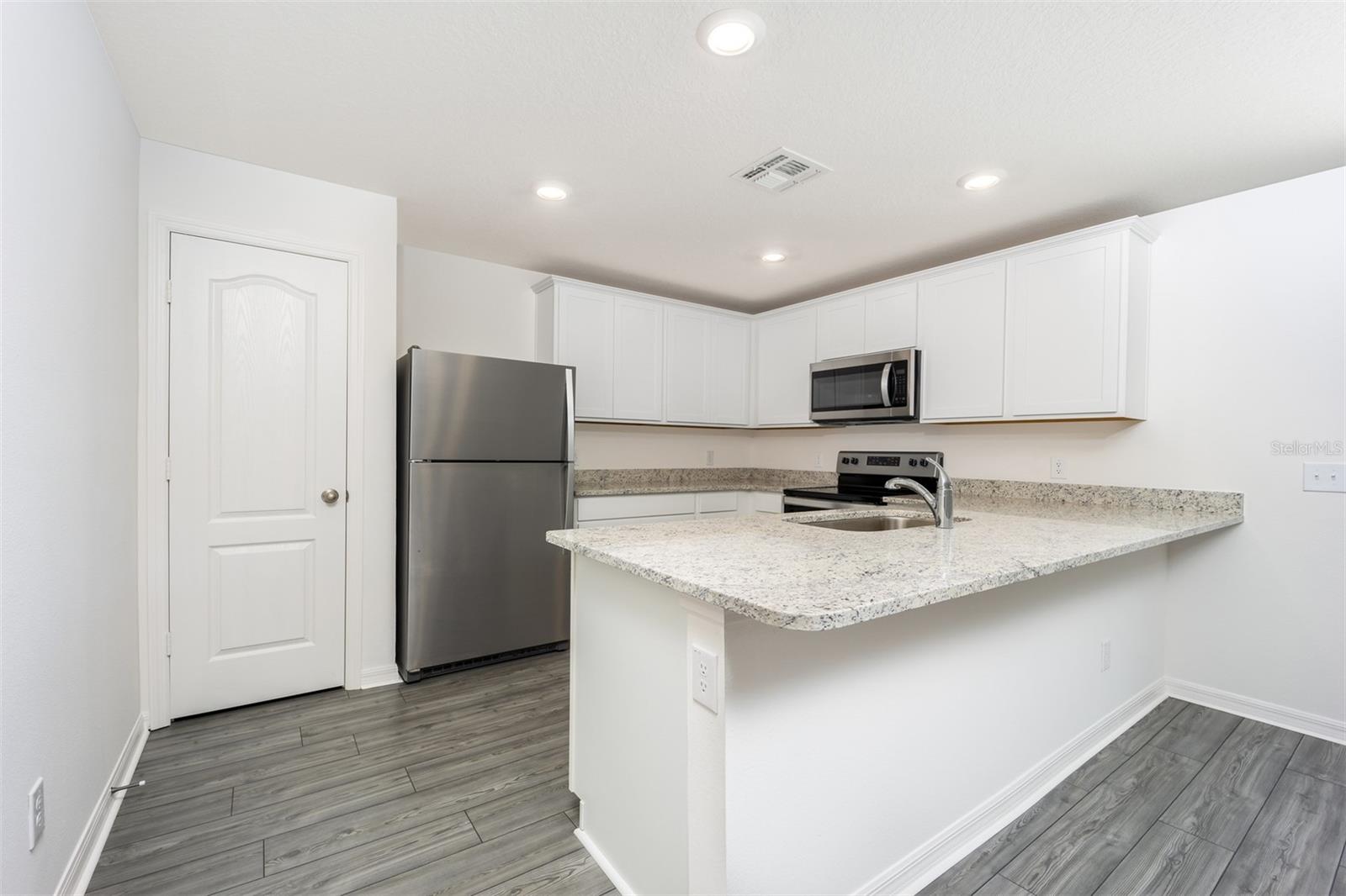 3208 Seville, Lake Alfred, FL 33850