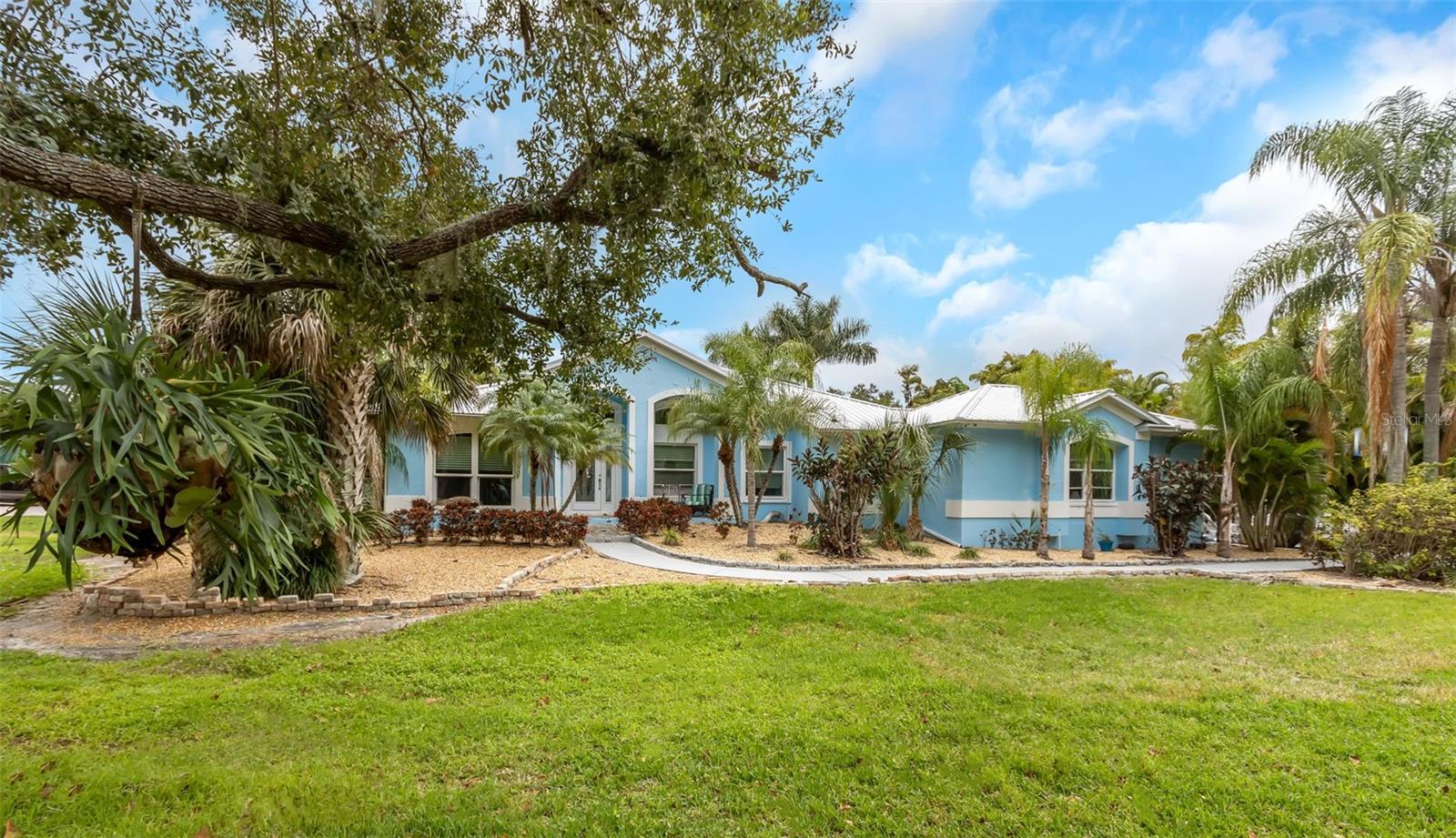 424 Island Cay, Apollo Beach, FL 33572