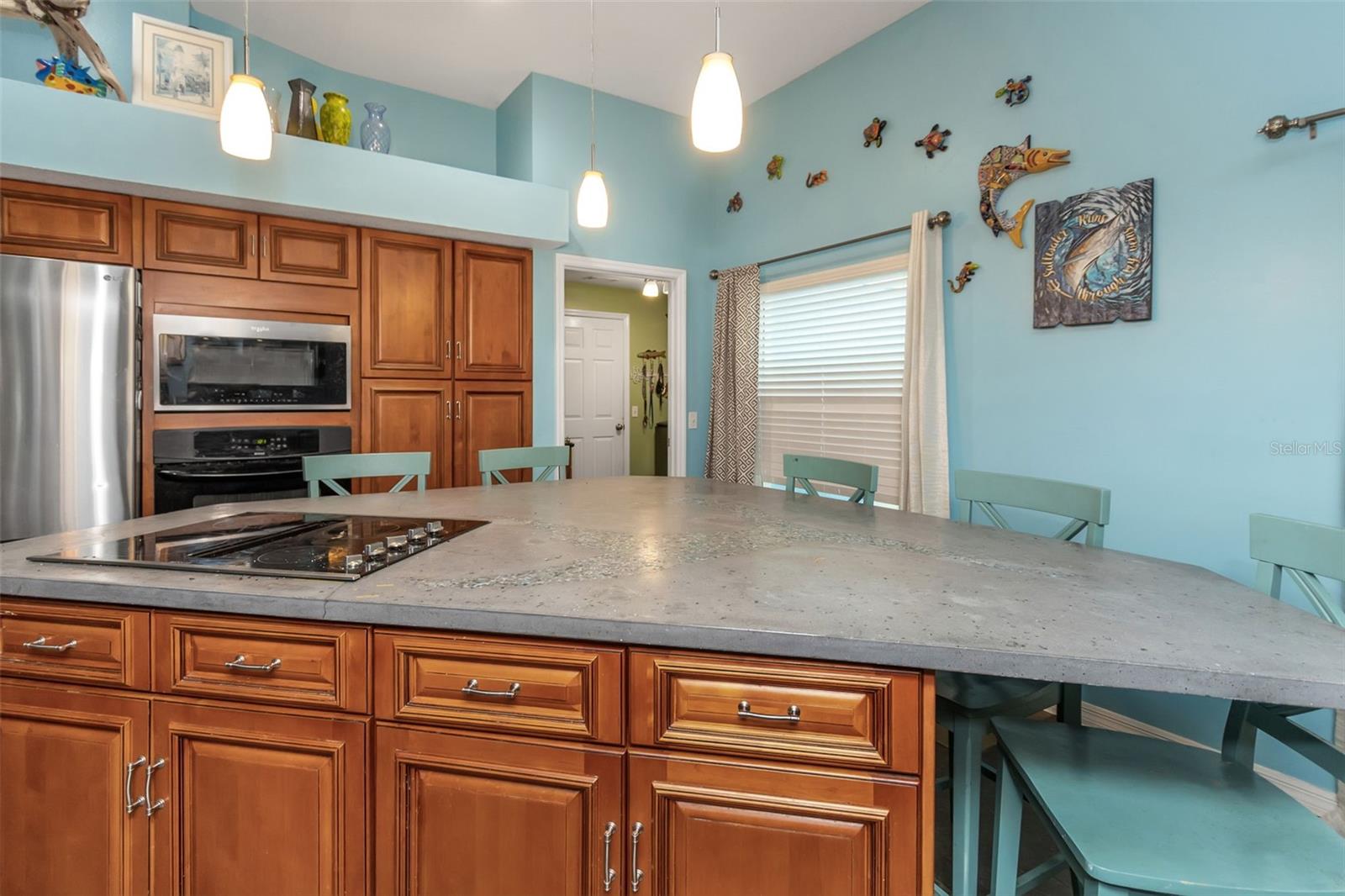 424 Island Cay, Apollo Beach, FL 33572