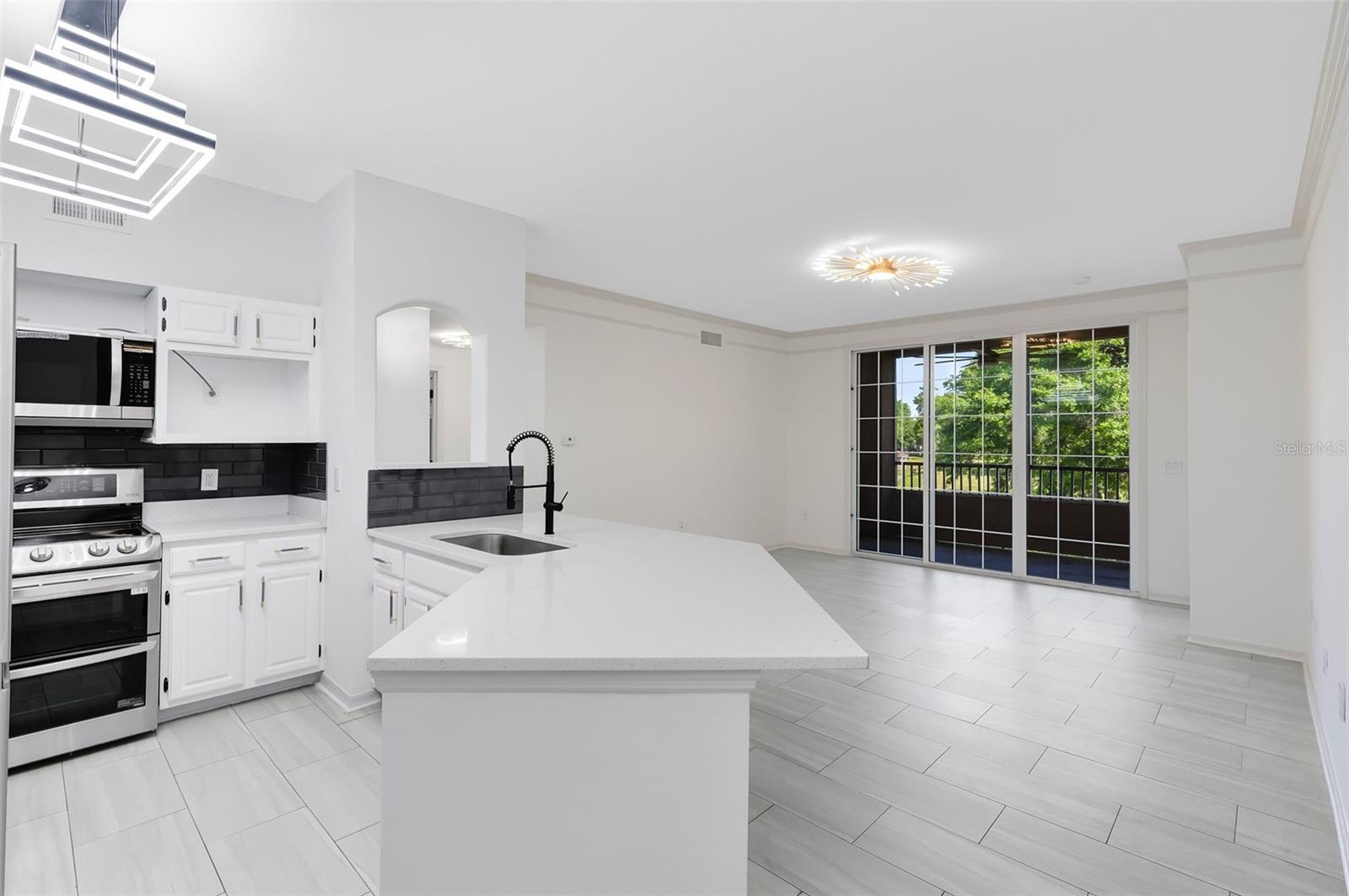 6685 Queens Borough Unit 202, Orlando, FL 32835