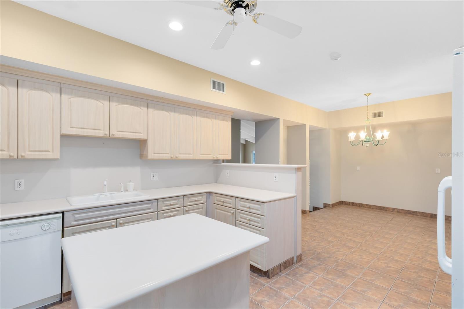 910 Cypress, St Cloud, FL 34769