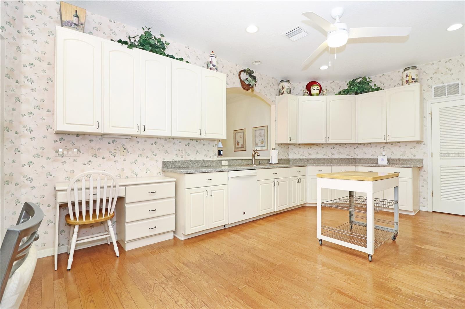 20631 Prince Ranier, Leesburg, FL 34748