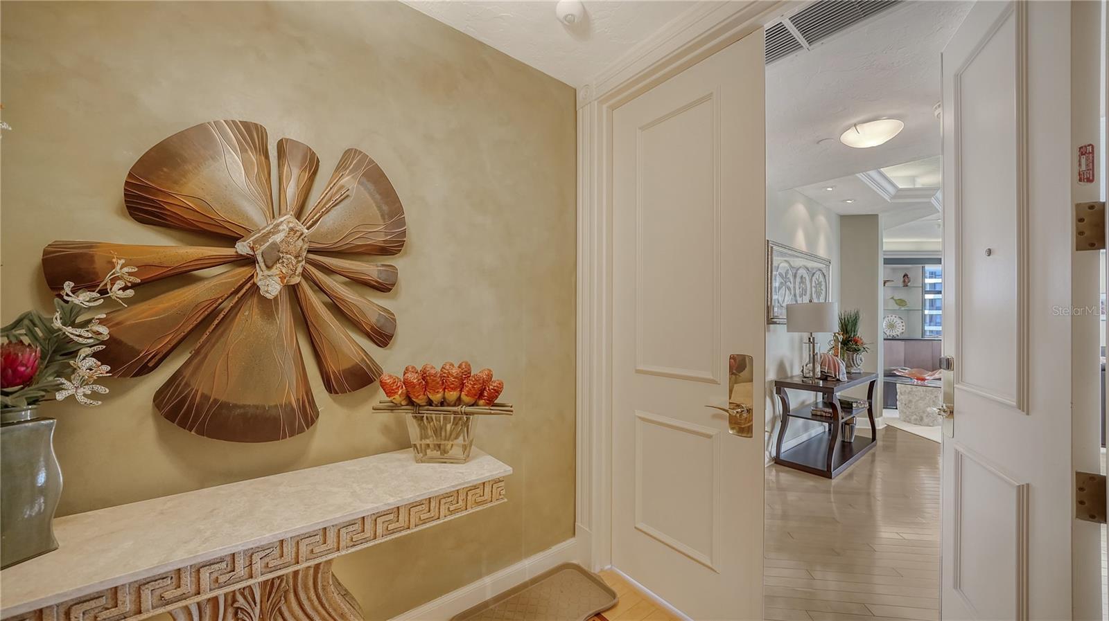 1241 Gulf of Mexico Unit 603, Longboat Key, FL 34228