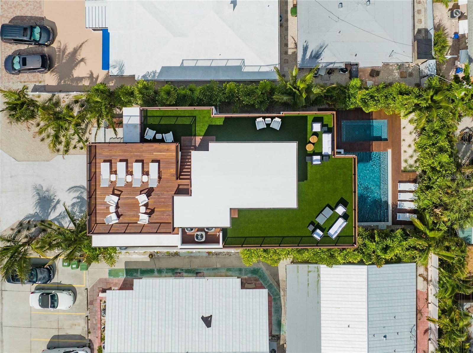 135 Grant, Sarasota, FL 34236