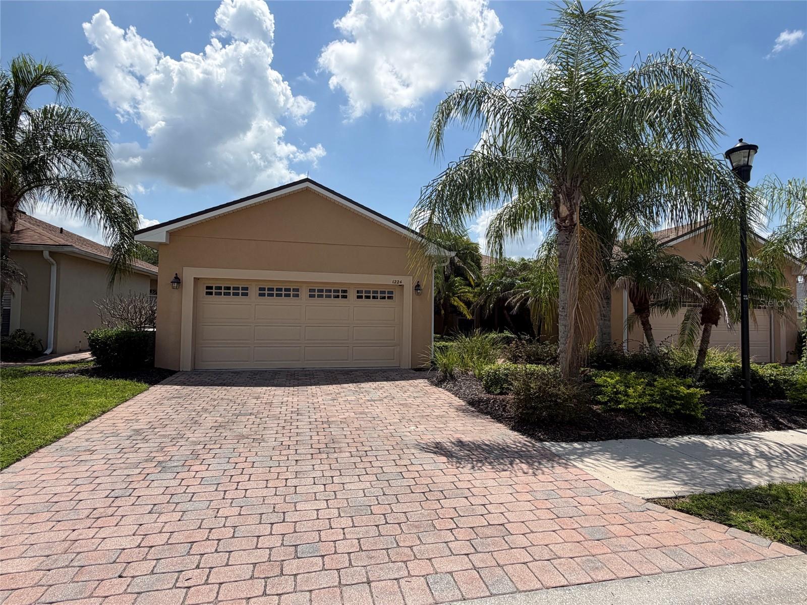 1224 Vienna Square, Winter Haven, FL 33884