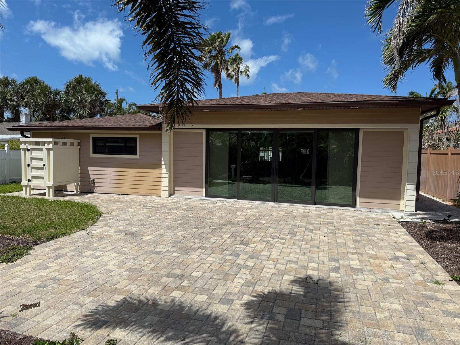 833 Lantana, Clearwater Beach, FL 33767