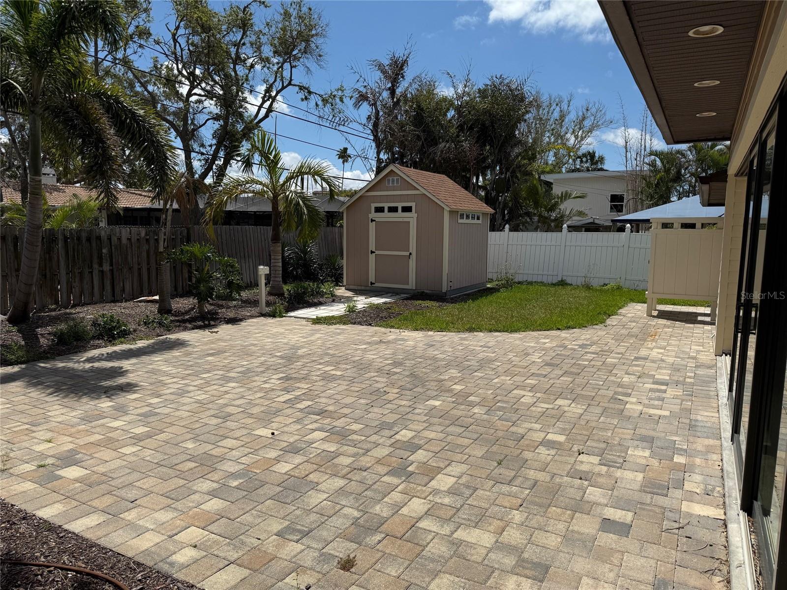 833 Lantana, Clearwater Beach, FL 33767