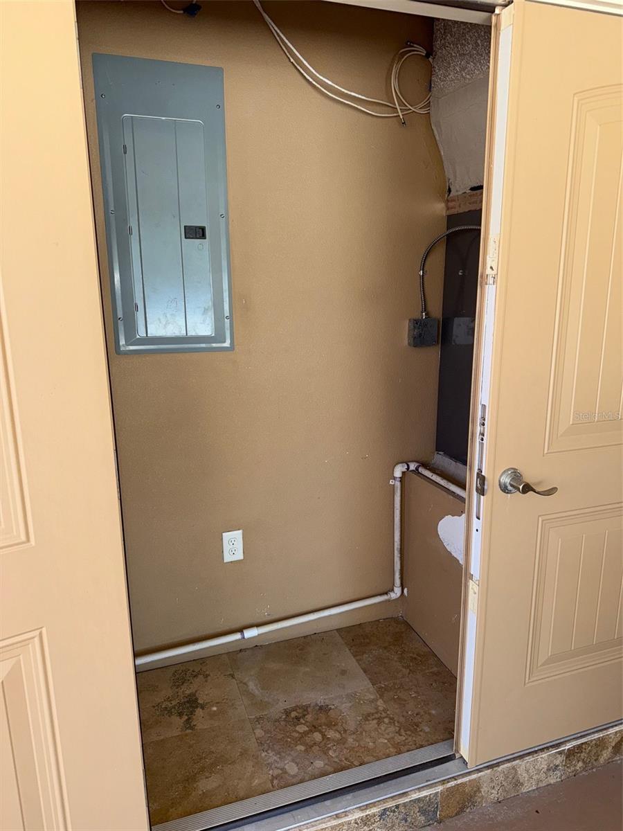 833 Lantana, Clearwater Beach, FL 33767