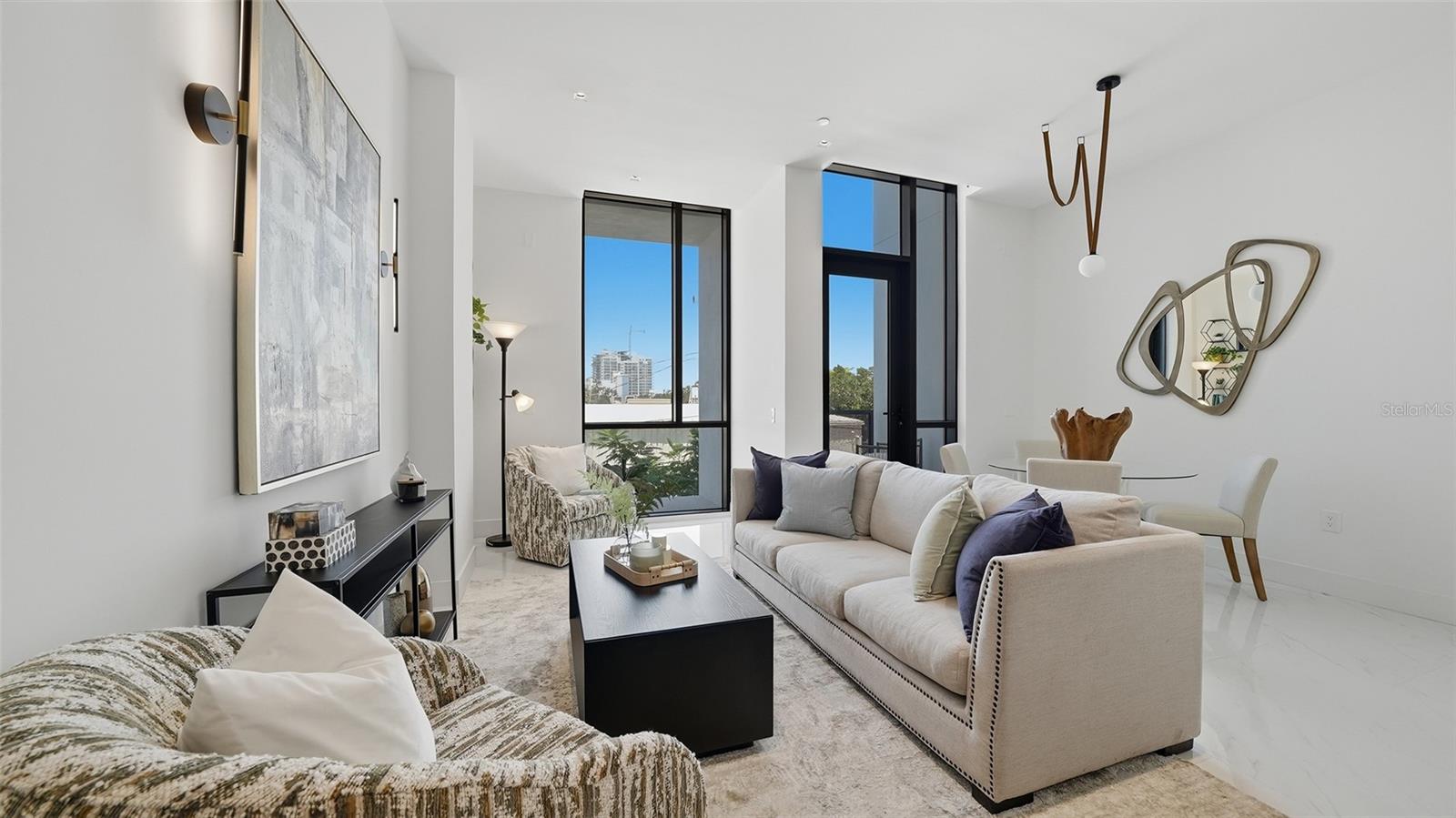 430 Kumquat Unit 202, Sarasota, FL 34236