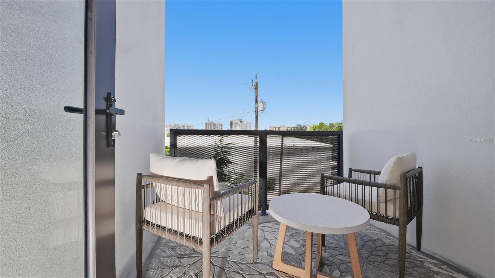 430 Kumquat Unit 202, Sarasota, FL 34236