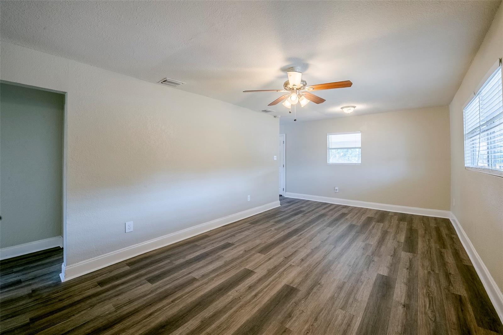72 Campus View, Orlando, FL 32810