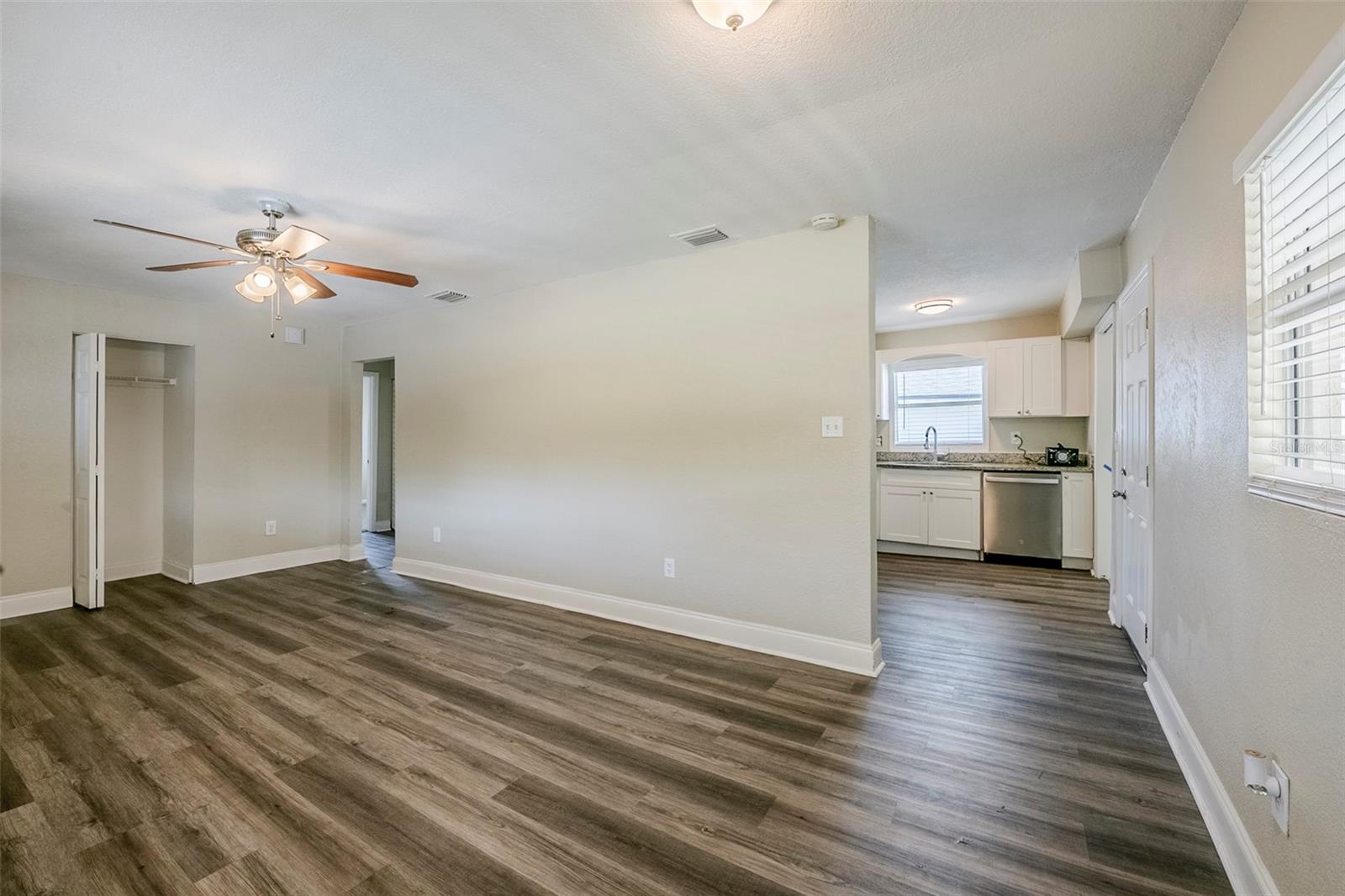 72 Campus View, Orlando, FL 32810