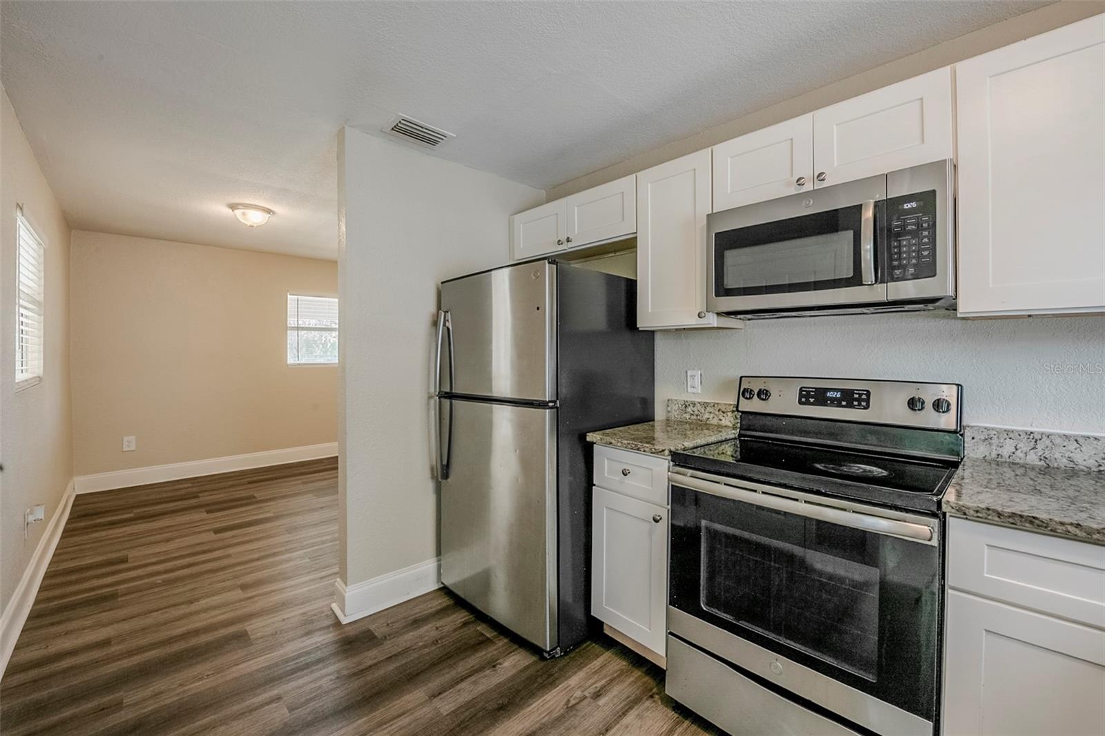 72 Campus View, Orlando, FL 32810