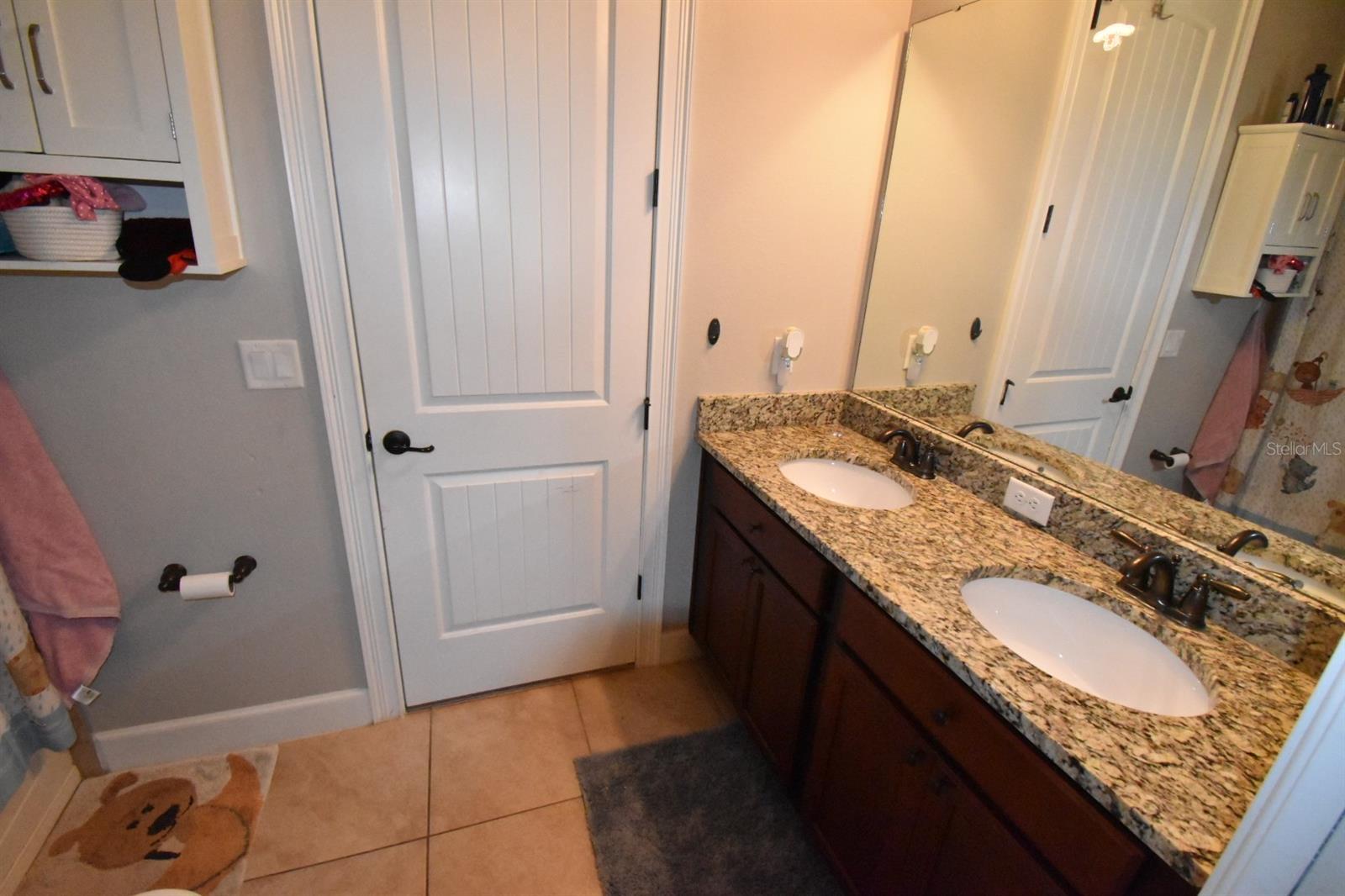 709 Calabria, Howey In the Hills, FL 34737