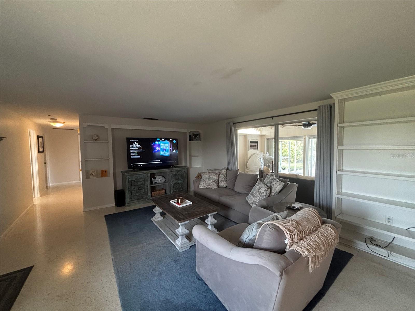 4411 Dolphin, Palmetto, FL 34221
