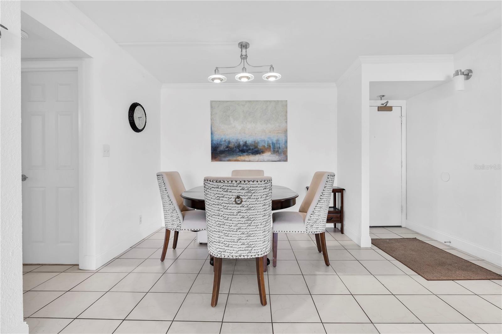 1 Key Capri Unit 303e, Treasure Island, FL 33706
