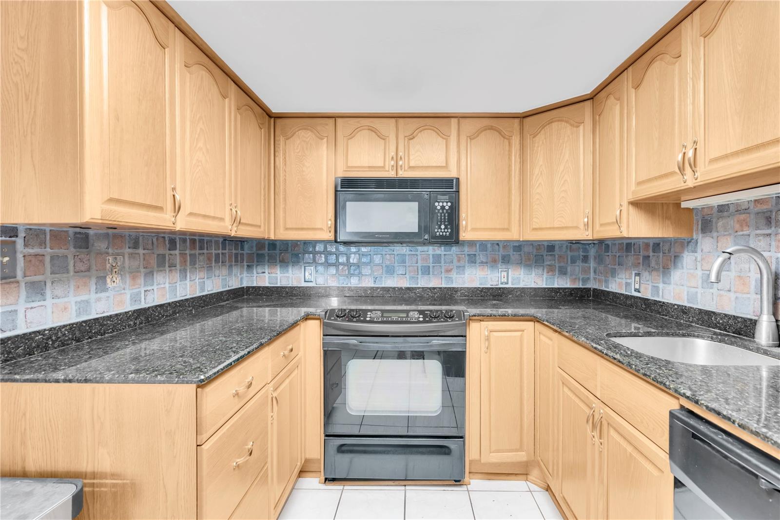 1 Key Capri Unit 303e, Treasure Island, FL 33706