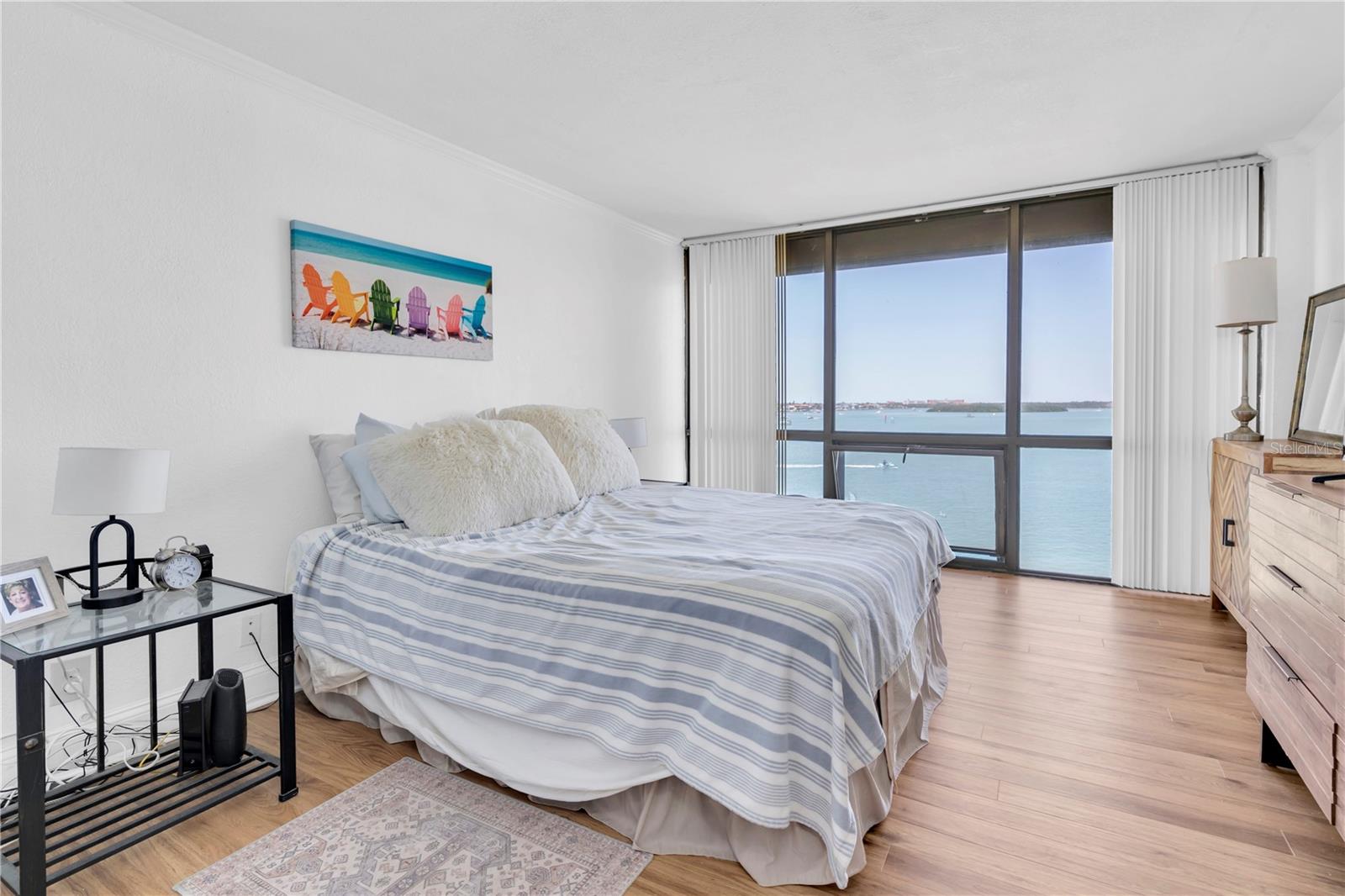 1 Key Capri Unit 303e, Treasure Island, FL 33706