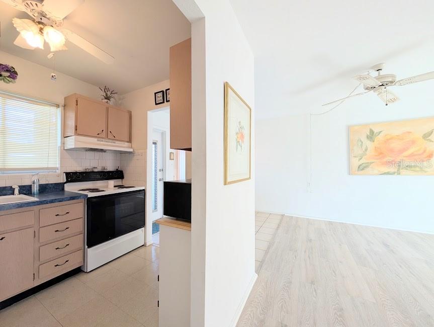 5951 Todd Unit D37, Bradenton, FL 34207