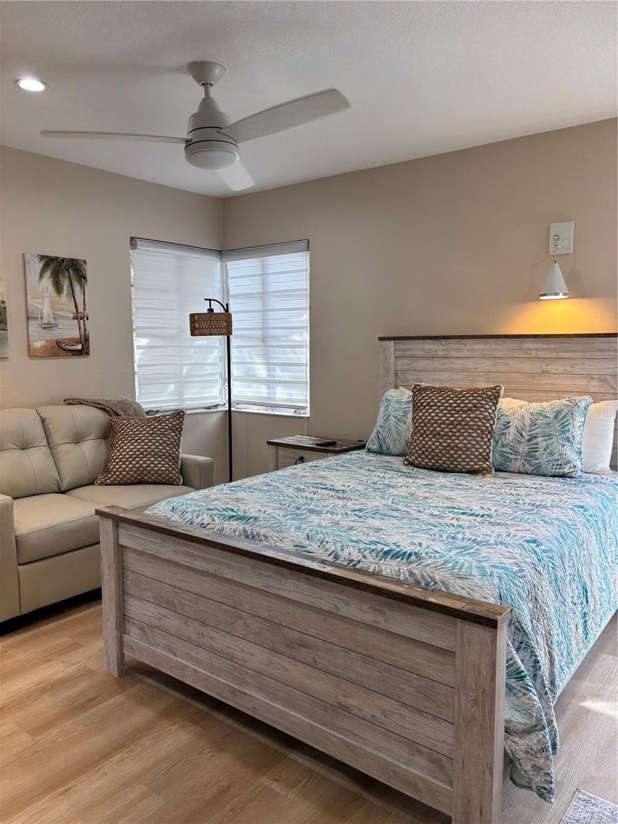 170 Roosevelt Unit 5, Sarasota, FL 34236