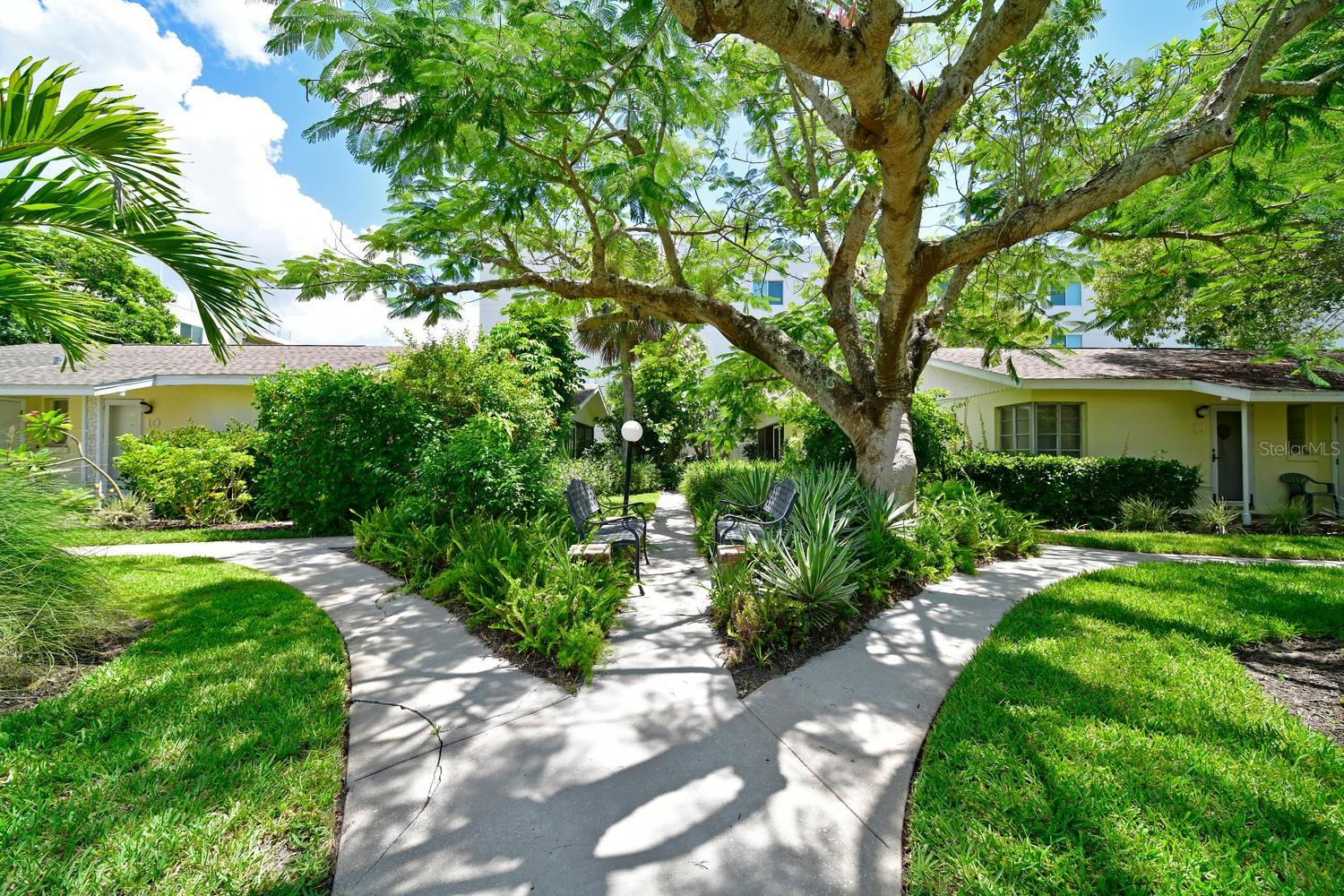 170 Roosevelt Unit 5, Sarasota, FL 34236