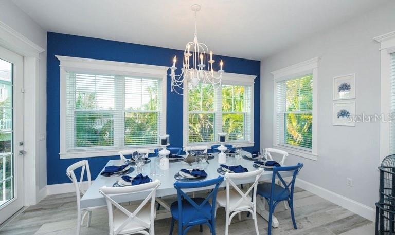 212 72nd, Holmes Beach, FL 34217