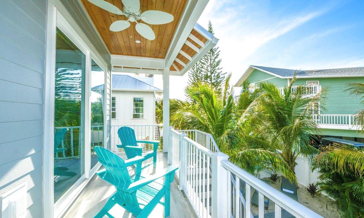 212 72nd, Holmes Beach, FL 34217