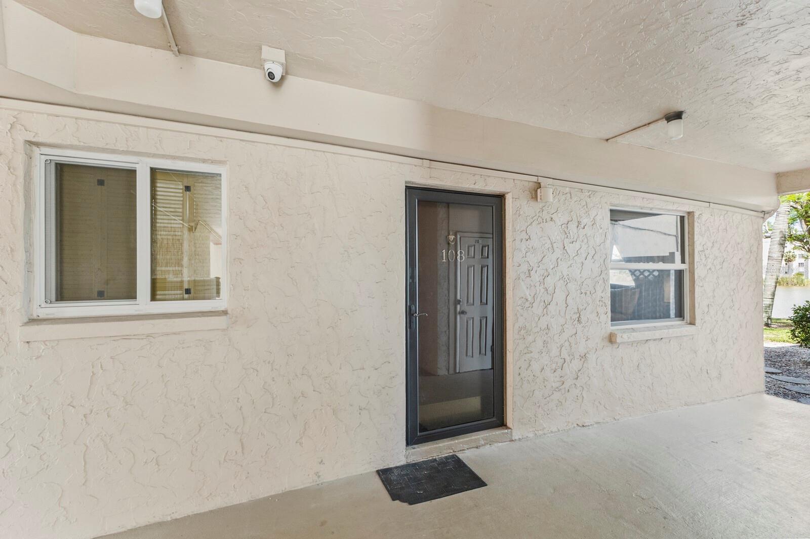 4015 Lake Bayshore Unit 108, Bradenton, FL 34205