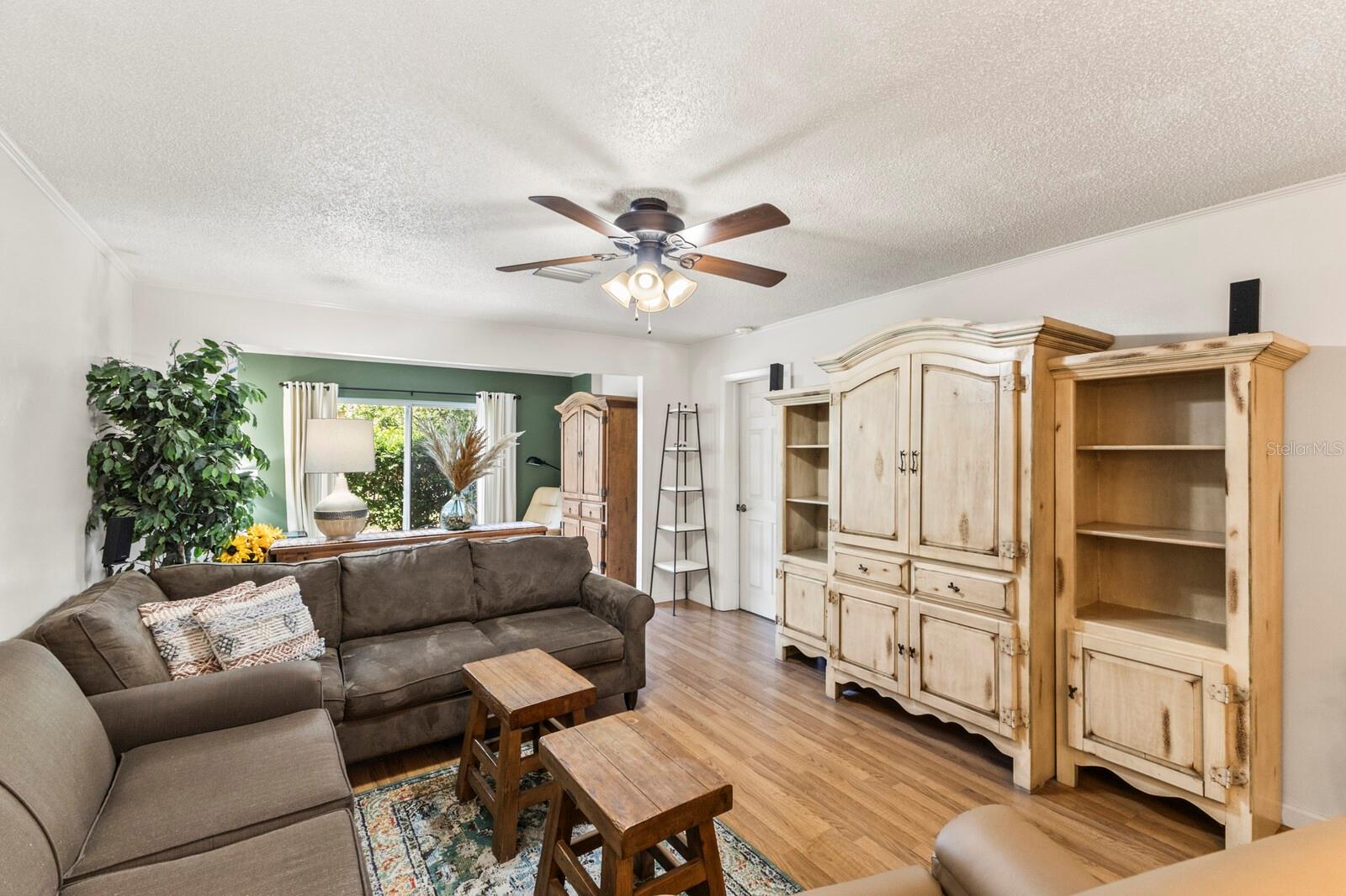 4015 Lake Bayshore Unit 108, Bradenton, FL 34205