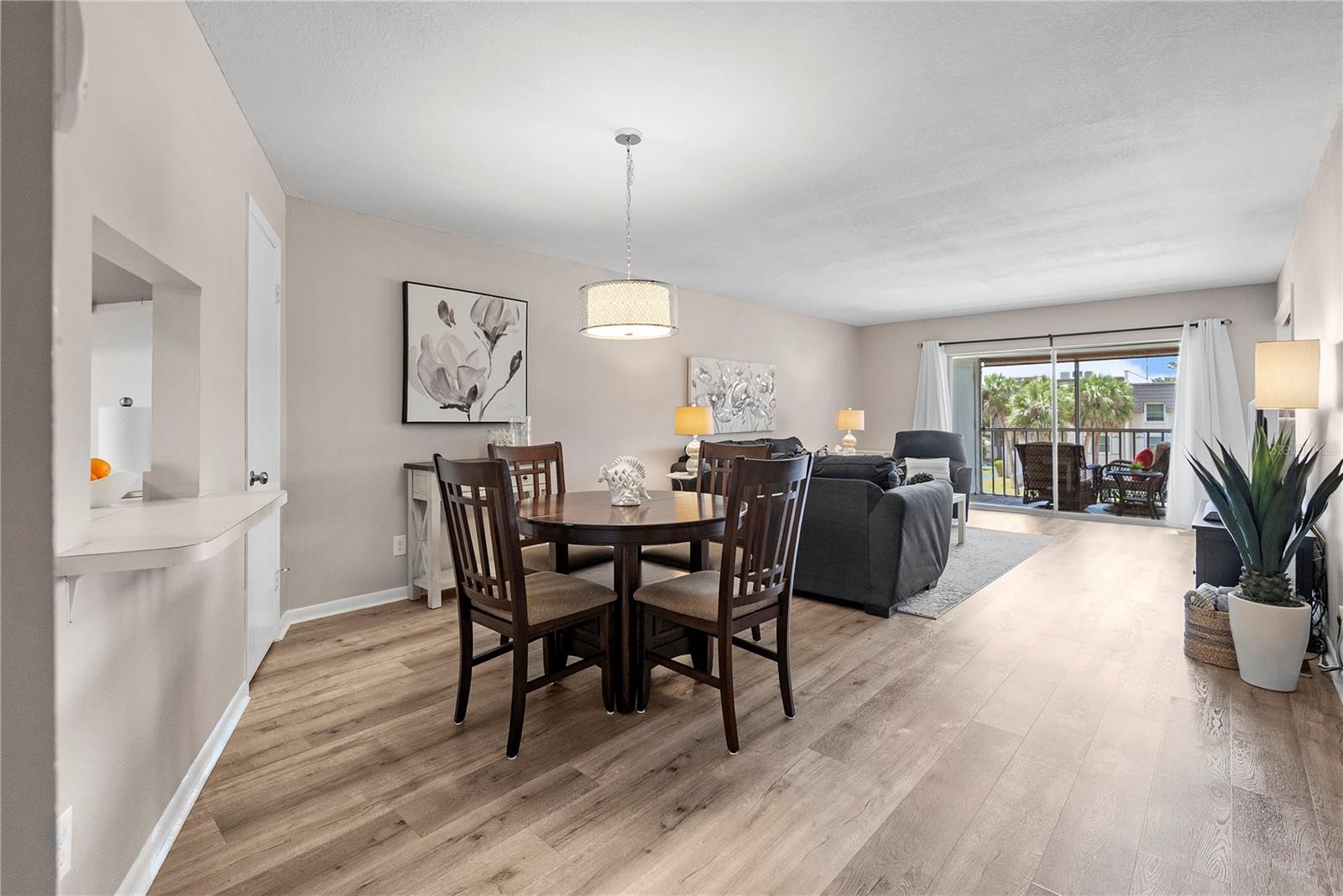 8703 Bardmoor Unit 305, Seminole, FL 33777