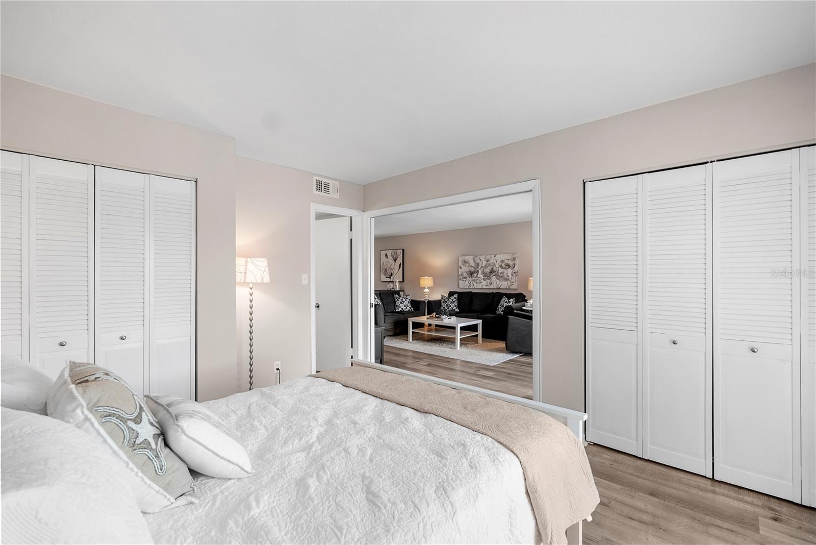 8703 Bardmoor Unit 305, Seminole, FL 33777