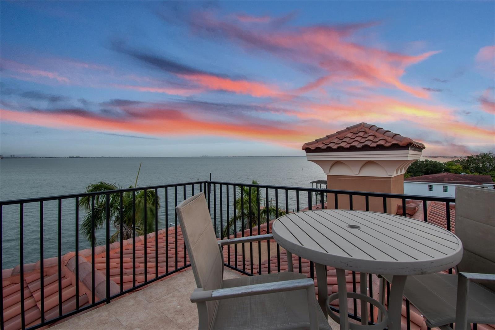 5810 Mariner, Tampa, FL 33609