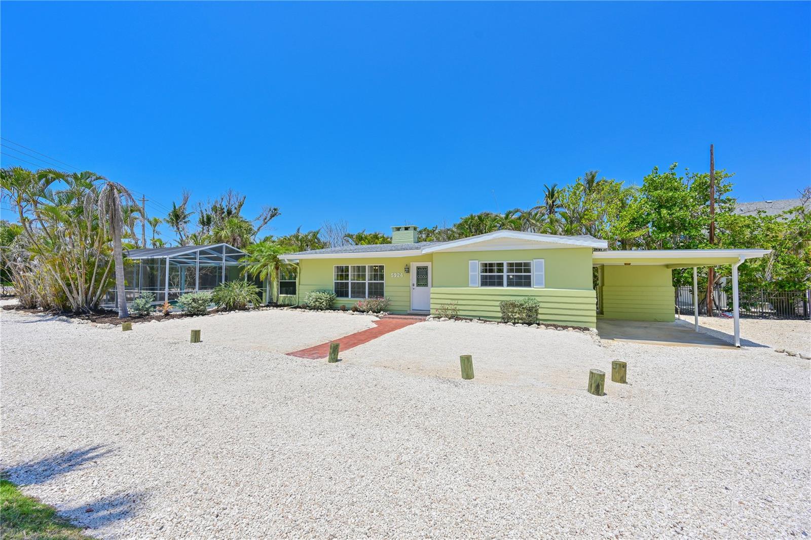 5924 Gulf of Mexico, Longboat Key, FL 34228