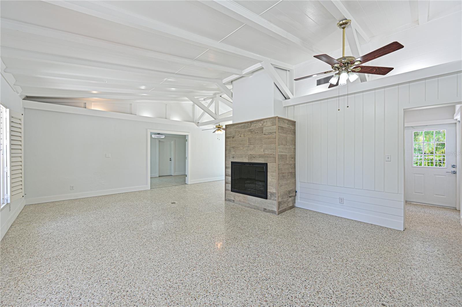 5924 Gulf of Mexico, Longboat Key, FL 34228