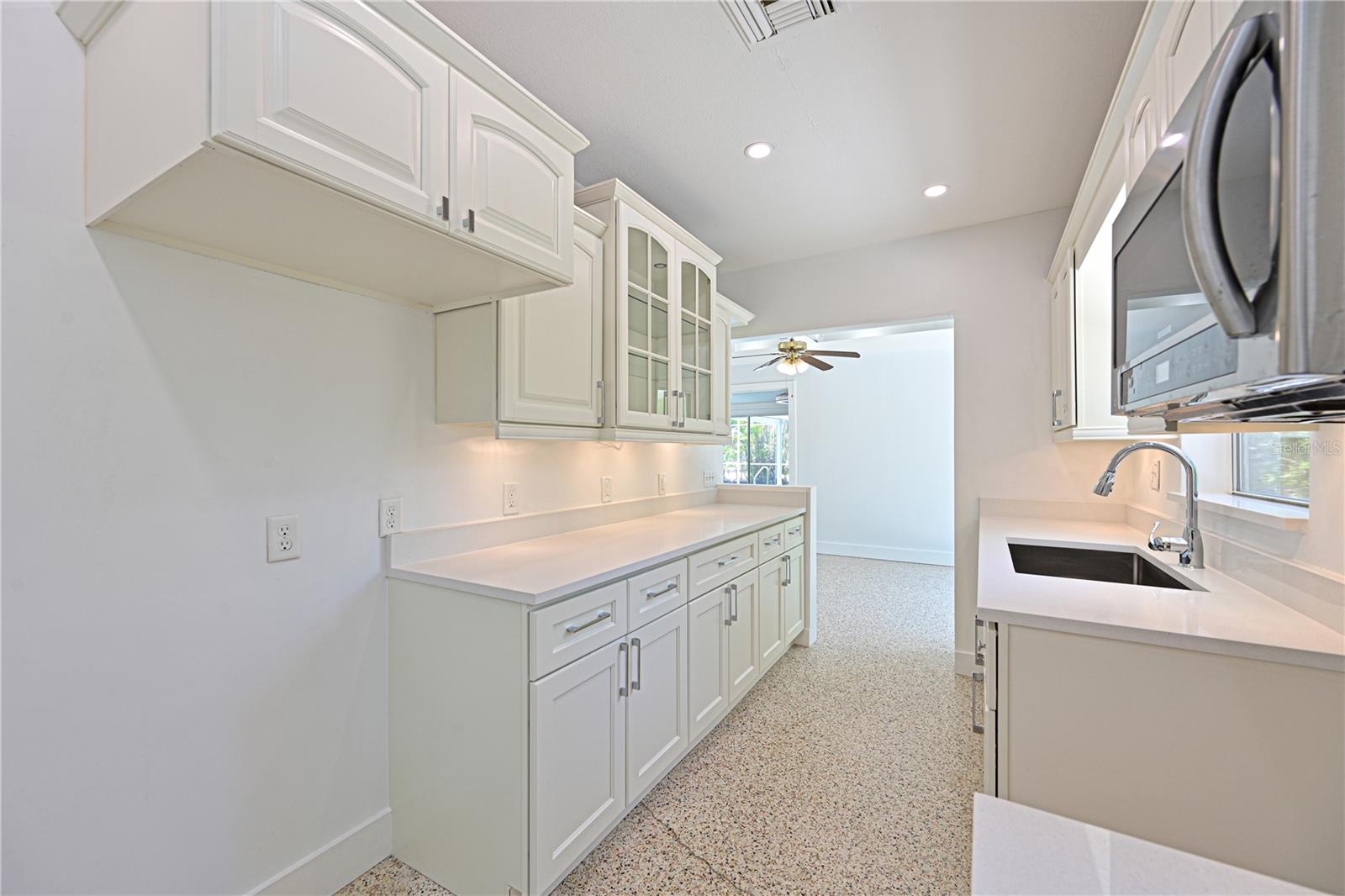 5924 Gulf of Mexico, Longboat Key, FL 34228
