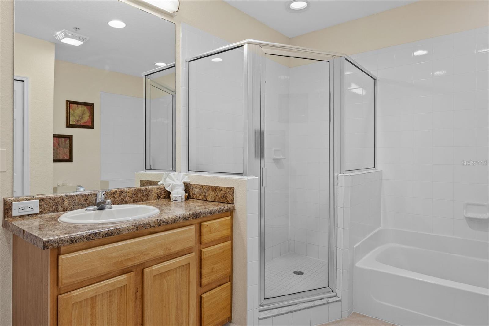 3060 Pirates Retreat Unit 309, Kissimmee, FL 34747
