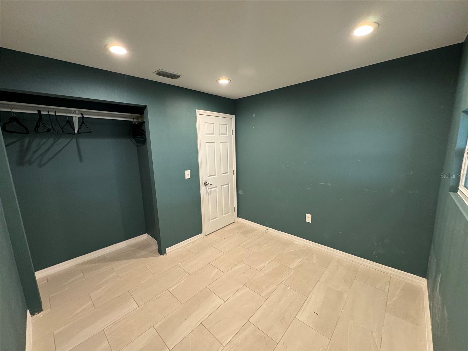 7102 Reindeer, Tampa, FL 33619
