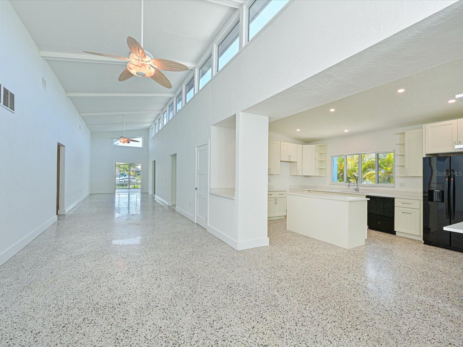 5920 Gulf of Mexico, Longboat Key, FL 34228