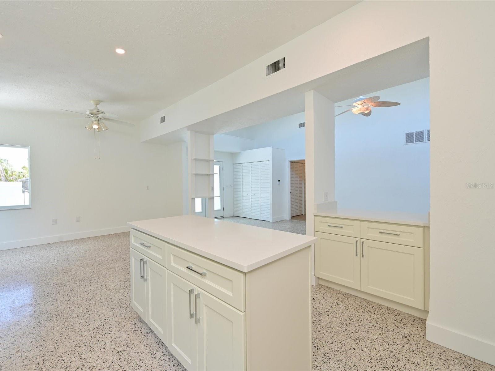 5920 Gulf of Mexico, Longboat Key, FL 34228