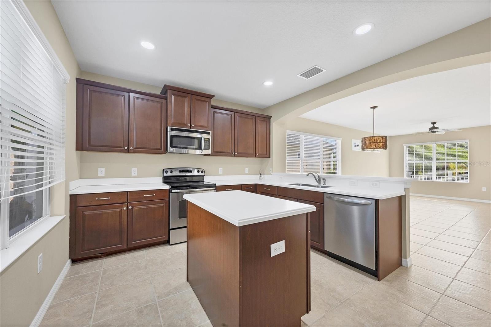 4811 Woodbrook, Sarasota, FL 34243