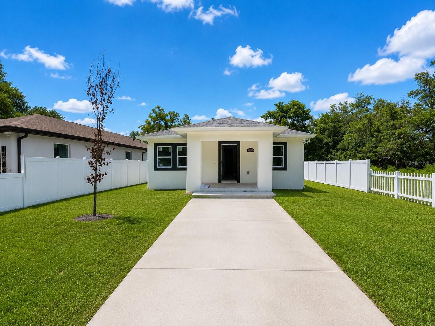 3704 Smith Tree, Tampa, FL 33619