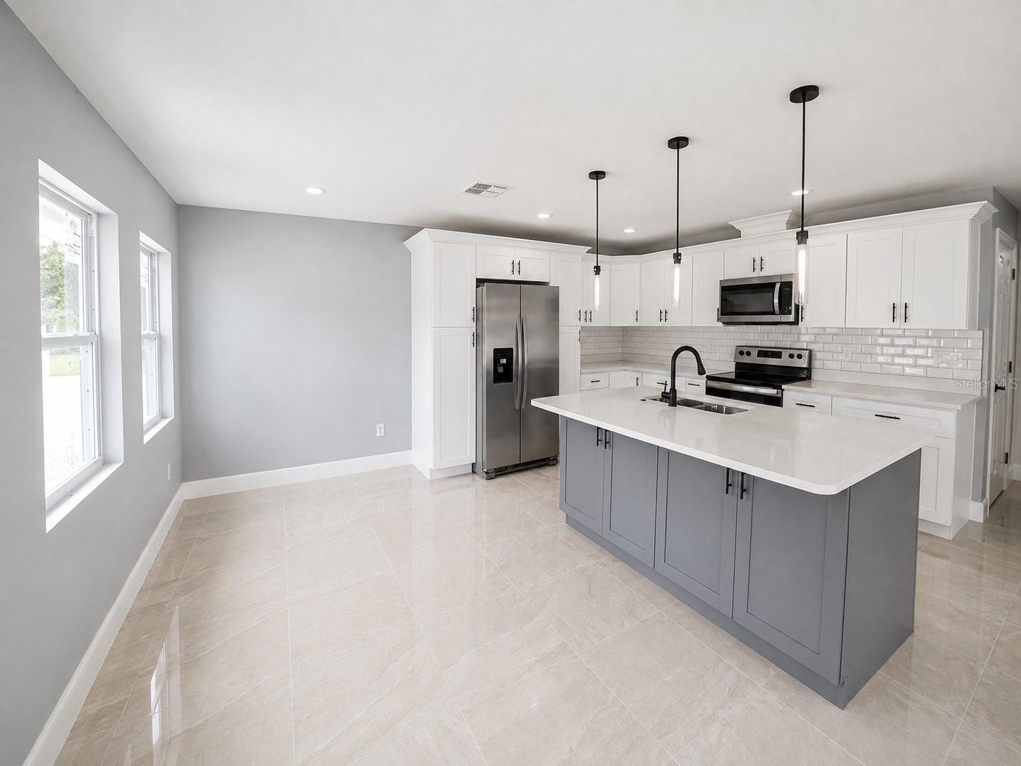 3704 Smith Tree, Tampa, FL 33619