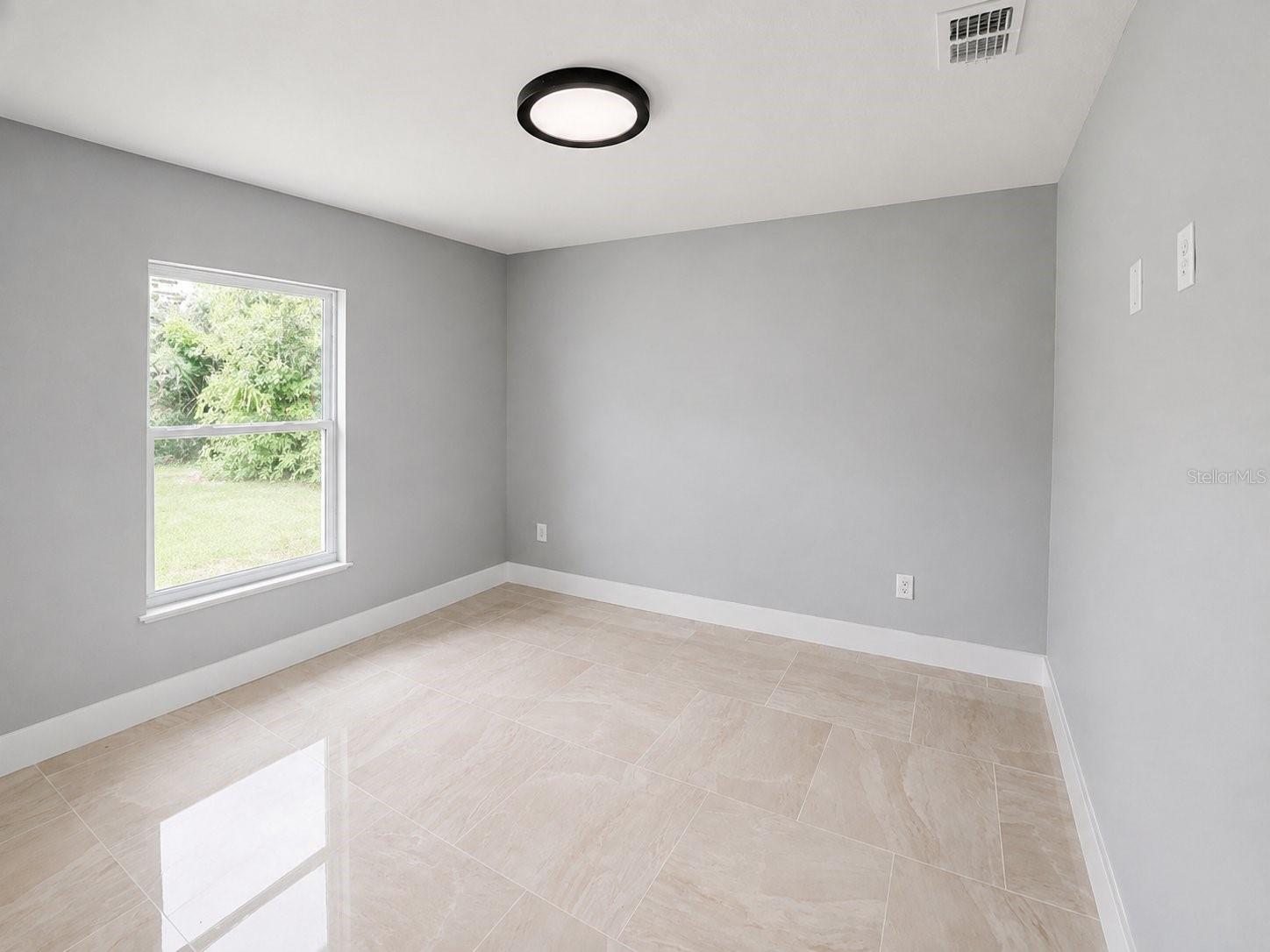 3704 Smith Tree, Tampa, FL 33619