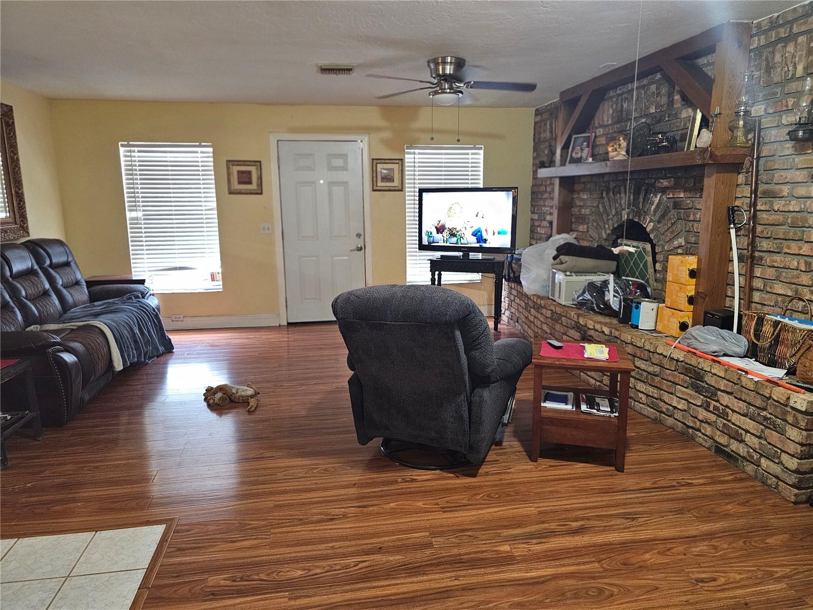 1114 27th Unit A, Ruskin, FL 33570